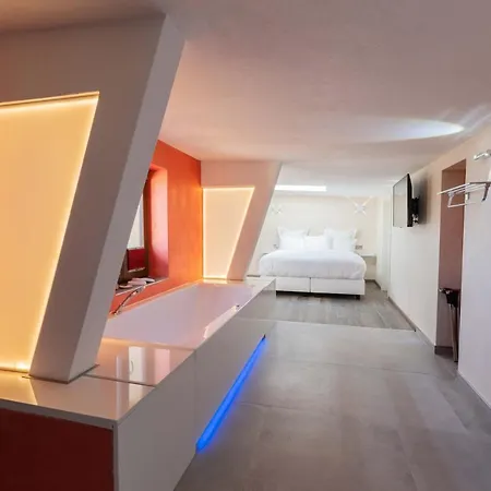 Liebknecht 13 Bernburg