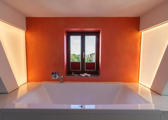 Ξενοδοχείο Liebknecht 13 *